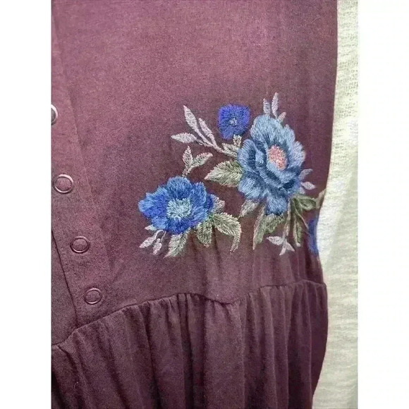 American Eagle Soft & Sexy Top Size Small Purple Plum Embroidered AE - Picture 3 of 12